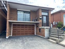 1571 CORKSTONE GLADE Mississauga, ON L4W 2E8
