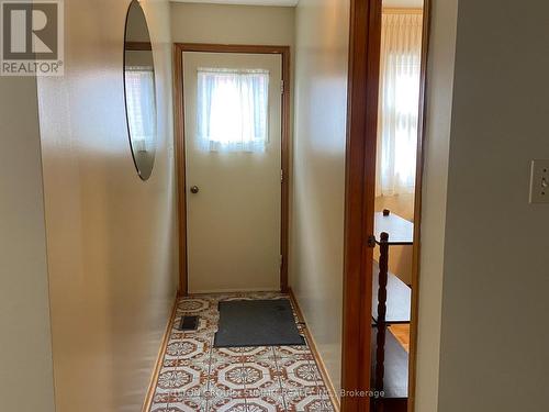 1571 Corkstone Glade, Mississauga, ON - Indoor Photo Showing Other Room