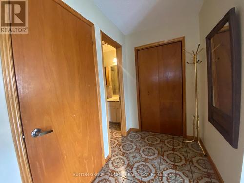 1571 Corkstone Glade, Mississauga, ON - Indoor Photo Showing Other Room