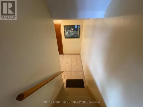 1571 Corkstone Glade, Mississauga, ON - Indoor Photo Showing Other Room