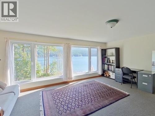 10754 Mariners Way, Powell River, BC - Indoor