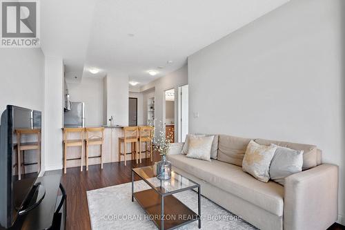 904 - 150 Water Street, Cambridge, ON - Indoor Photo Showing Living Room