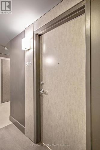 904 - 150 Water Street, Cambridge, ON - Indoor Photo Showing Other Room
