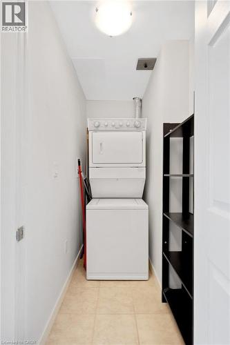 150 Water Street N Unit# 904, Cambridge, ON - Indoor Photo Showing Laundry Room