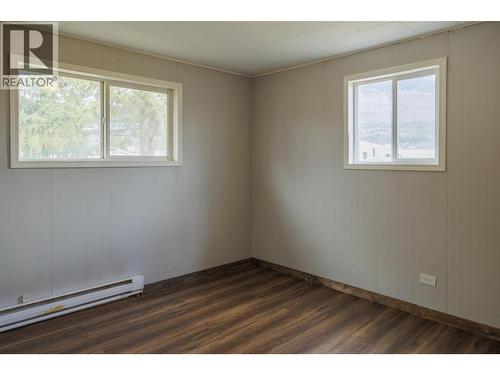 956 4Th Avenue, Mcbride, BC 