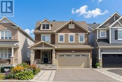 355 SWEETCLOVER WAY Ottawa, ON K4A 1E6