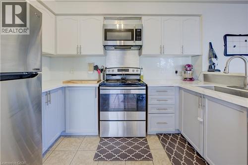 12 Bugdale Drive, Cambridge, ON - Indoor Photo Showing Kitchen