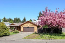 4648 Valecourt Cres Courtenay, BC V9N 7W6