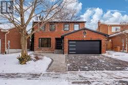 124 KINGSTON ROAD  Newmarket, ON L3Y 5W7
