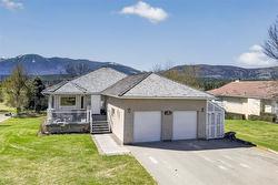 4882 Glen Eagle Drive Fairmont Hot Springs, BC V0B 1L1
