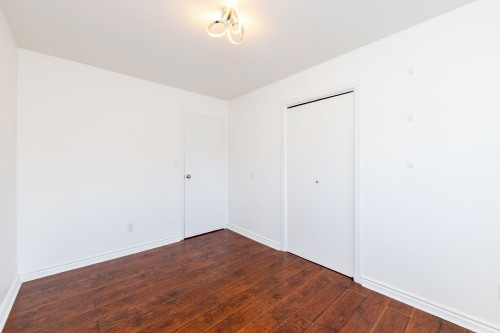 Chambre à coucher - 6015 Av. Baffin, Brossard, QC - Indoor Photo Showing Other Room