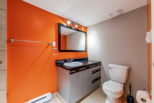 Salle de bains - 6015 Av. Baffin, Brossard, QC - Indoor Photo Showing Bathroom