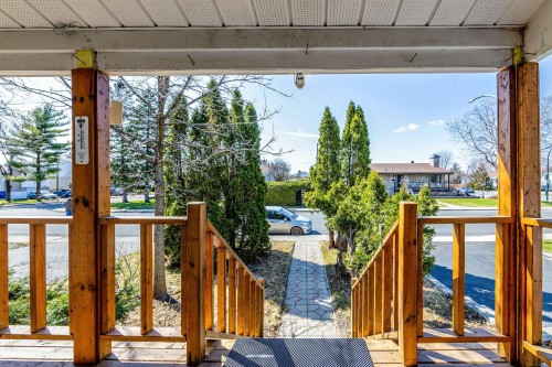 Entrée extérieure - 6015 Av. Baffin, Brossard, QC - 