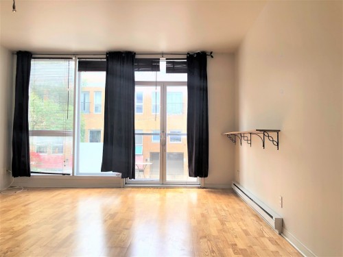 Living Room - 208A-4821 Boul. St-Laurent, Montréal (Le Plateau-Mont-Royal), QC - Indoor Photo Showing Other Room