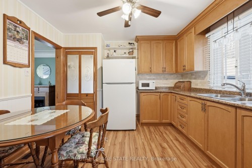 37 Central Park Avenue, Hamilton, ON - Indoor