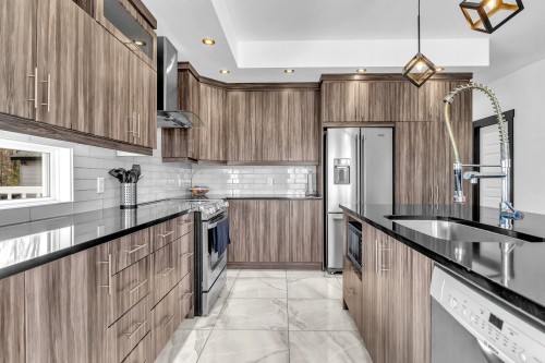 Cuisine - 40 Ch. Des Échassiers, Val-Des-Monts, QC - Indoor Photo Showing Kitchen With Upgraded Kitchen