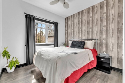 Chambre à coucher - 40 Ch. Des Échassiers, Val-Des-Monts, QC - Indoor Photo Showing Bedroom