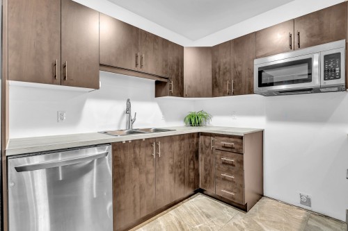Logement - 40 Ch. Des Échassiers, Val-Des-Monts, QC - Indoor Photo Showing Kitchen With Double Sink
