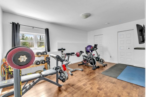 Chambre à coucher - 40 Ch. Des Échassiers, Val-Des-Monts, QC - Indoor Photo Showing Gym Room
