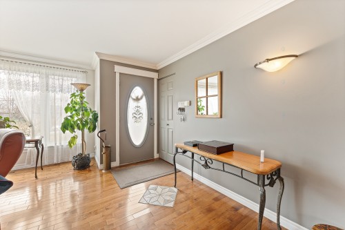 Hall d'entrée/Vestibule - 70 Ch. Southière, Magog, QC - Indoor Photo Showing Other Room