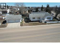 1232 105 Avenue Dawson Creek, BC V1G 2L7