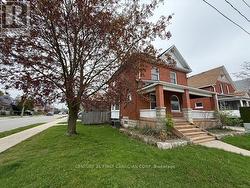 A - 59 FIFTH AVENUE St. Thomas, ON N5R 4C7