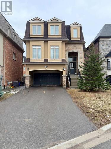 69 HEADWATER CRESCENT  Richmond Hill, ON L4E 0T2