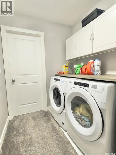 254 Brighton Gate, Saskatoon, SK - Indoor Photo Showing Laundry Room