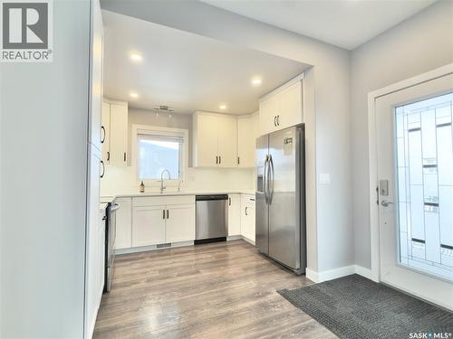 254 Brighton Gate, Saskatoon, SK - Indoor Photo Showing Kitchen