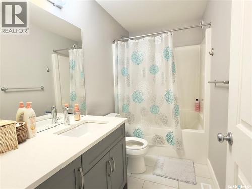 254 Brighton Gate, Saskatoon, SK - Indoor Photo Showing Bathroom
