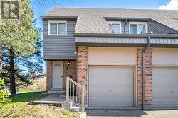 1 - 1 TARA PARK COURT Brampton, ON L6V 3E4