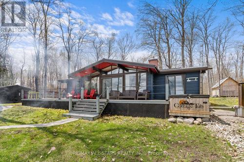 686 GRAND ISLAND  Kawartha Lakes (Fenelon Falls), ON K0M 1N0