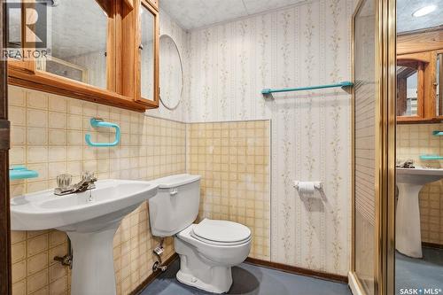 1156 Duffield Crescent, Moose Jaw, SK - Indoor Photo Showing Bathroom
