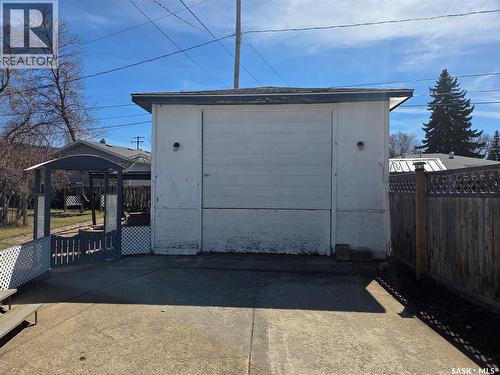 1156 Duffield Crescent, Moose Jaw, SK - Outdoor