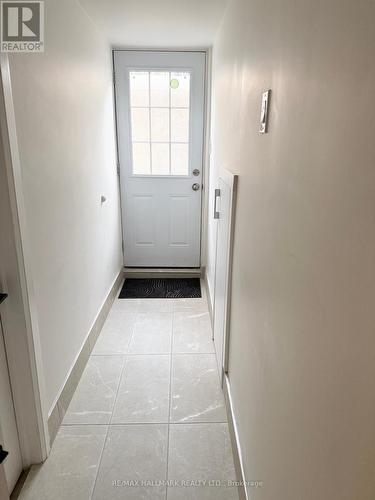 Basement - 7 Charing Crescent, Aurora, ON - Indoor Photo Showing Laundry Room