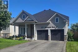 9 BROADPOINT STREET  Wasaga Beach, ON L9Z 3B8