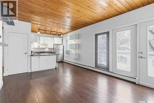 301 415 3Rd Avenue N, Saskatoon, SK - Indoor Photo Showing Kitchen