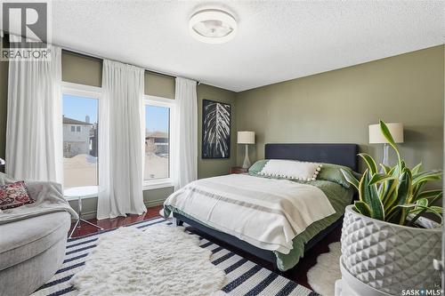 19 Tate Street, Regina, SK - Indoor Photo Showing Bedroom