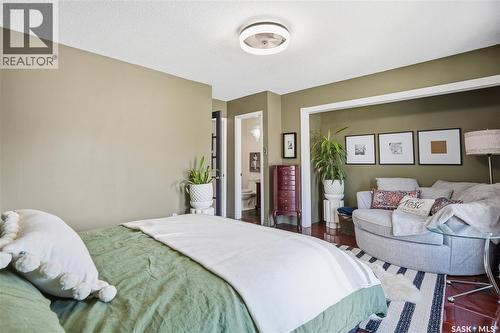 19 Tate Street, Regina, SK - Indoor Photo Showing Bedroom