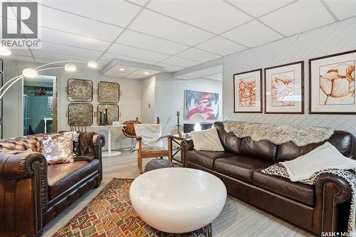 19 Tate Street, Regina, SK - Indoor Photo Showing Living Room