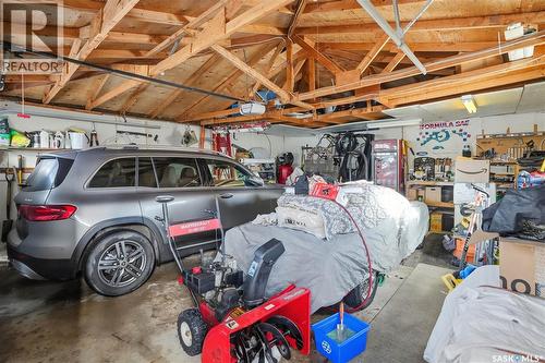 19 Tate Street, Regina, SK - Indoor Photo Showing Garage