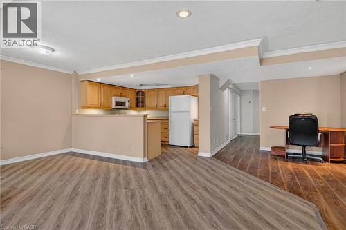 14 Hearthbridge Street, Kitchener, ON - Indoor Photo Showing Kitchen