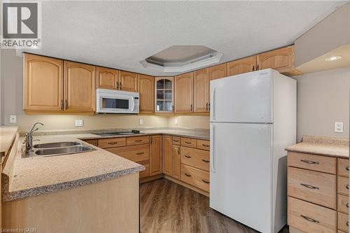 14 Hearthbridge Street, Kitchener, ON - Indoor Photo Showing Kitchen With Double Sink