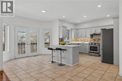 14 Hearthbridge Street, Kitchener, ON - Indoor Photo Showing Kitchen