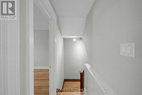 7 Inglewood Place, Ottawa, ON - Indoor Photo Showing Other Room