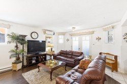 Family Room - 
