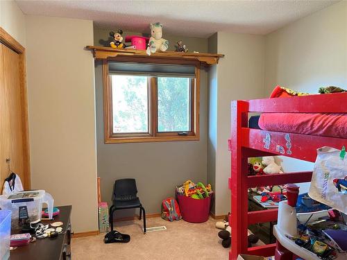 281 Sandy Road, Shilo, MB - Indoor Photo Showing Bedroom