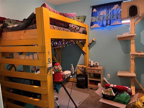 281 Sandy Road, Shilo, MB - Indoor Photo Showing Other Room