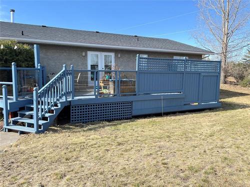 281 Sandy Road, Shilo, MB - Outdoor With Deck Patio Veranda