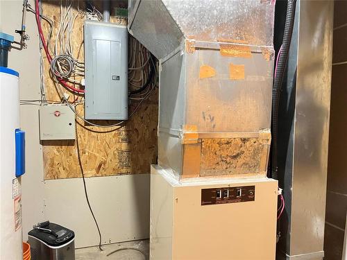 281 Sandy Road, Shilo, MB - Indoor Photo Showing Basement